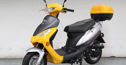 Accelerator 50cc Scooter