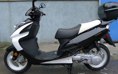 Expo 150cc Scooter